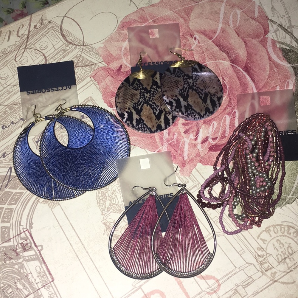 BUNDLE: Old Navy earrings and bracelet bundle NWTG